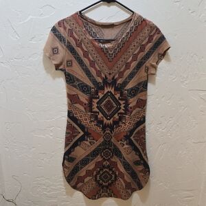 3/$10 Cleo Tribal Print Short Sleeve Tunic Top